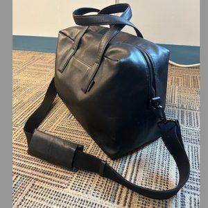 AWAY Everywhere Leather Bag
